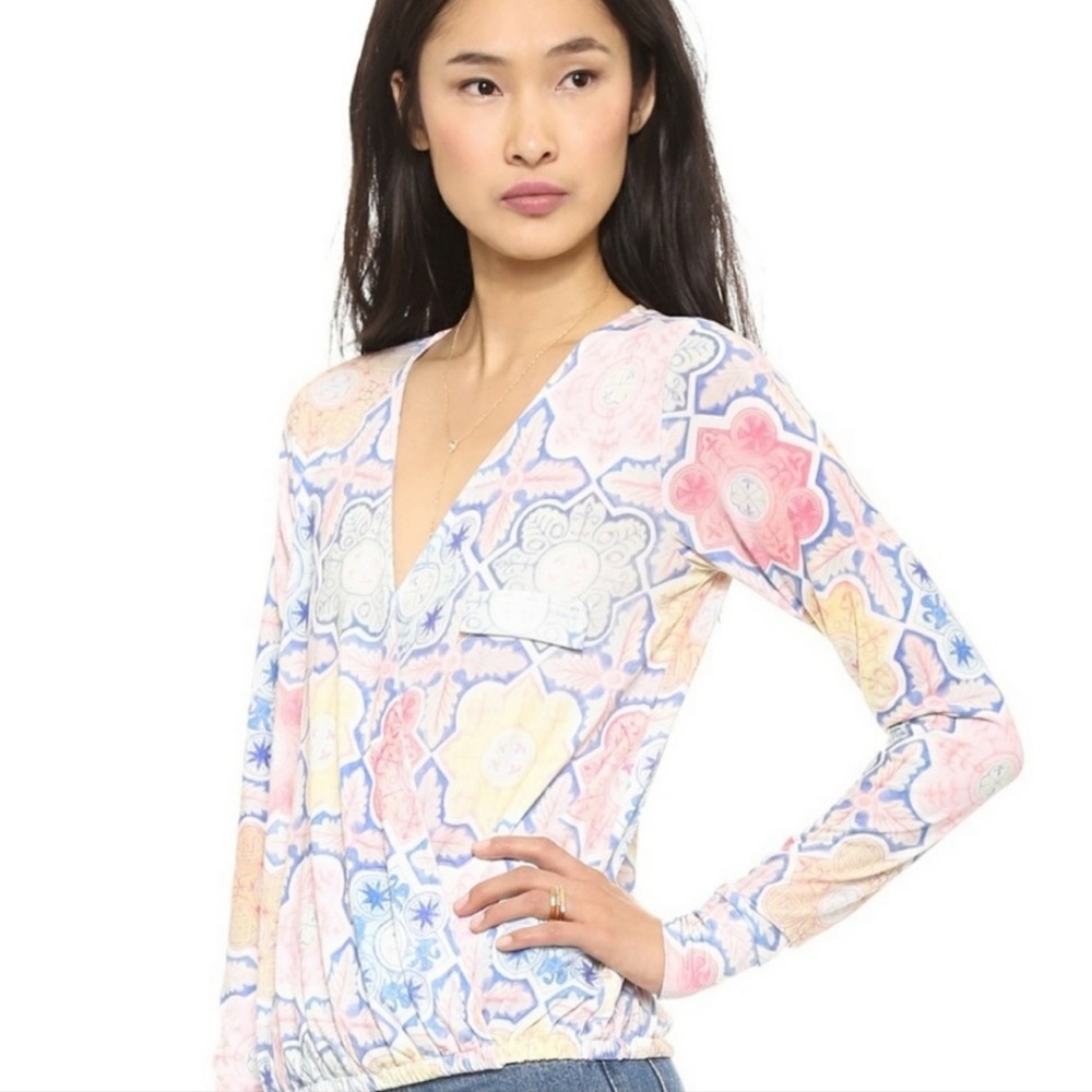 For Love & Lemons Pastel Mayan Floral Long Sleeve V-Neck Top Small